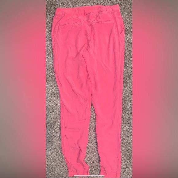 Bright Pink Pants 🩷 - Picture 2 of 4
